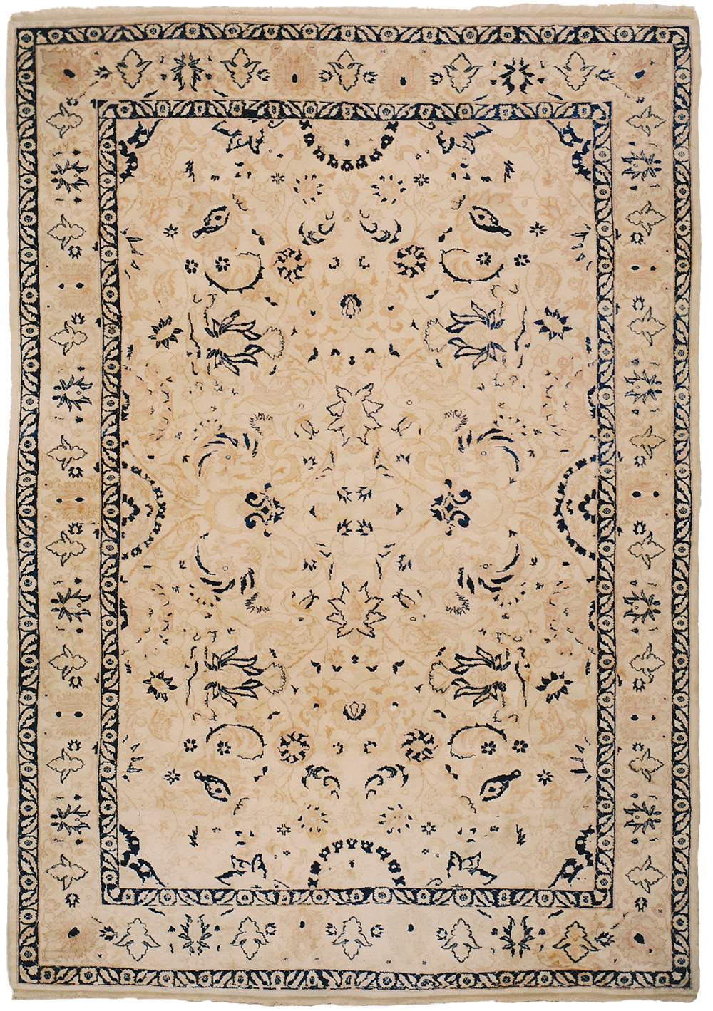 Oushak carpet